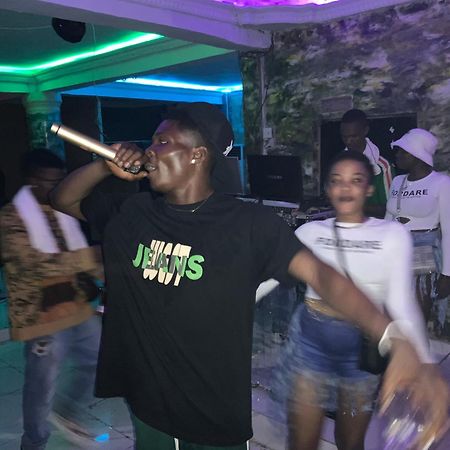 Senators Suites And Towers Hotel Omole Luaran gambar