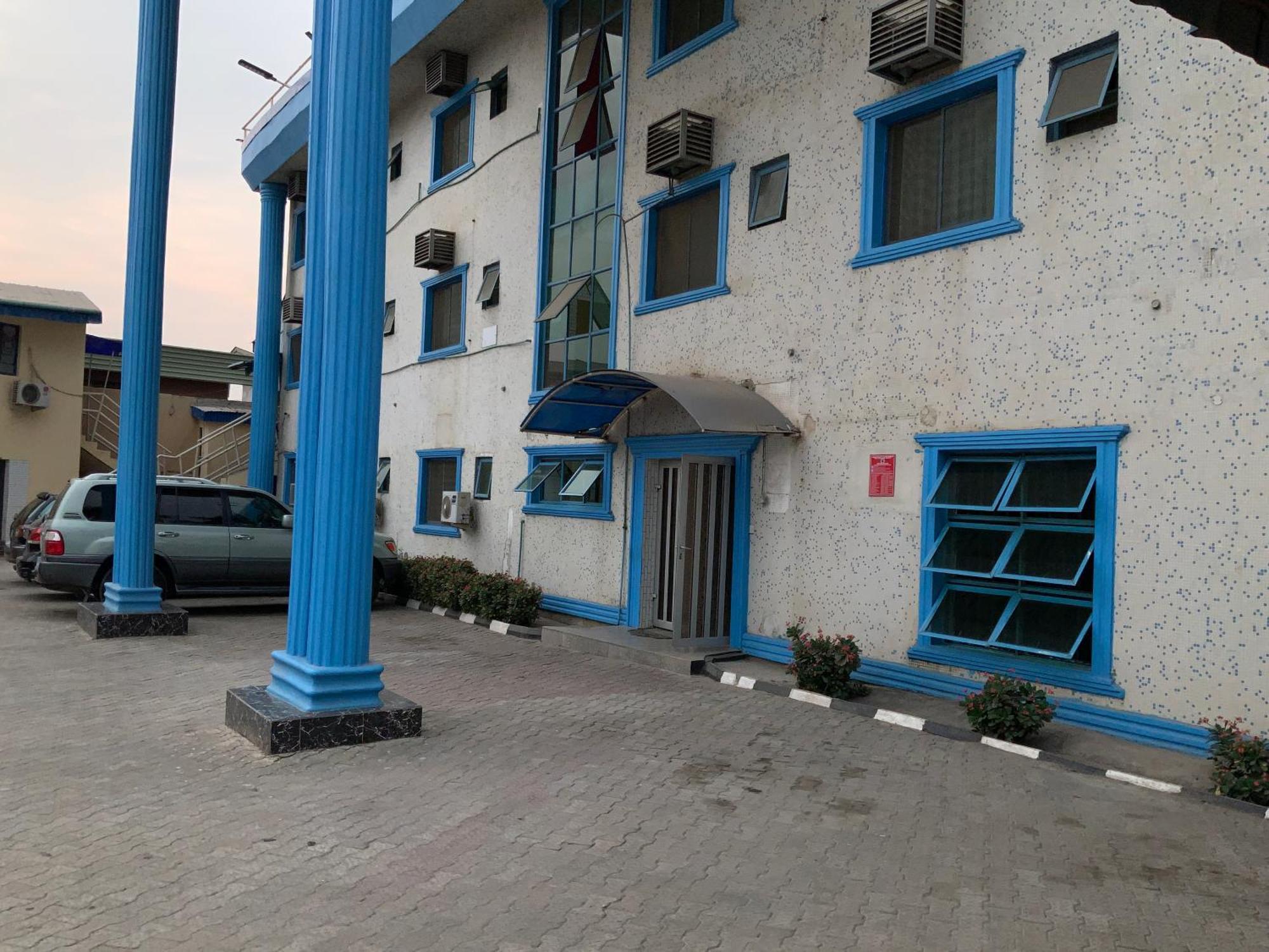 Senators Suites And Towers Hotel Omole Luaran gambar